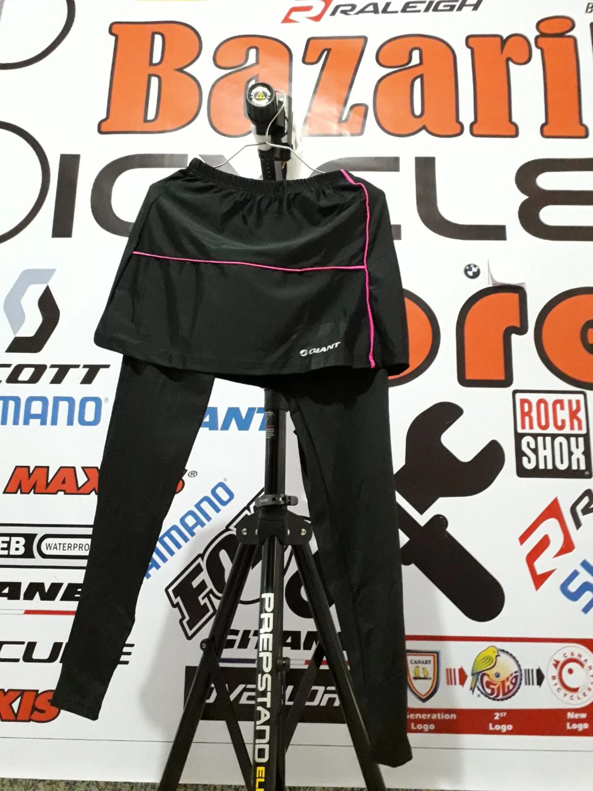 دامن شلوار سر همی پددار